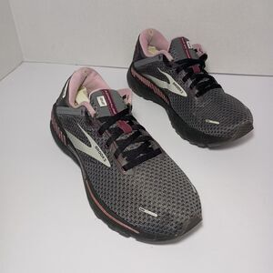 BROOKS ADRENALINE GTS 22 Women’s Size 9 Pearl/Black Running Shoes Sneakers